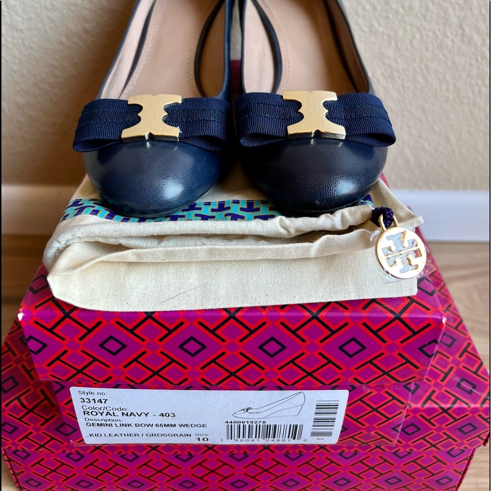 Tory Burch Gemini Link Navy Blue Wedge
